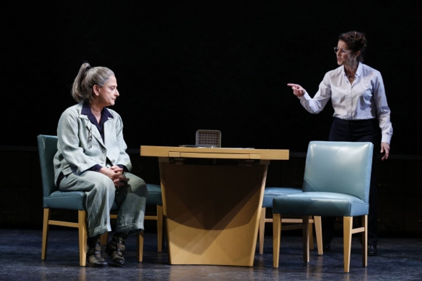 Photo Flash: First Look at Patti LuPone and Debra Winger in David Mamet's THE ANARCHIST!  Image
