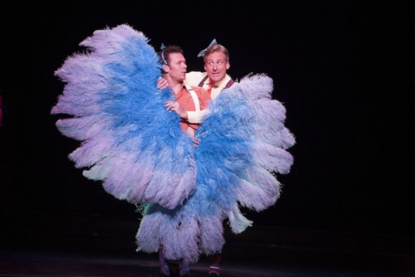 Photo Flash: First Look at Nicolas Dromard, Tom Galantich and More in IRVING BERLIN'S WHITE CHRISTMAS at The Denver Center Photo Flash: First Look at Nicolas Dromard, Tom Galantich and More in IRVING BERLIN'S WHITE CHRISTMAS at The Denver Center Image