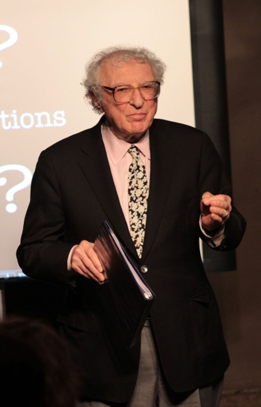 Photo Coverage: Sheldon & Margery Harnick Unveil OUTDOOR MUSEUM at Drama Book Shop Image