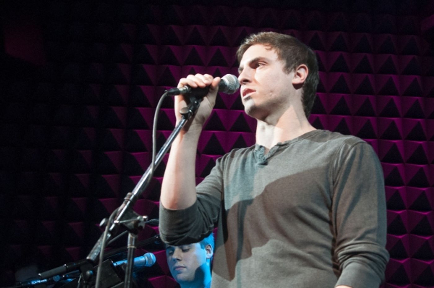 Photo Flash: Broadway Stars Belt It Out in RAZIA'S SHADOW Stage Debut at Joe's Pub  Image