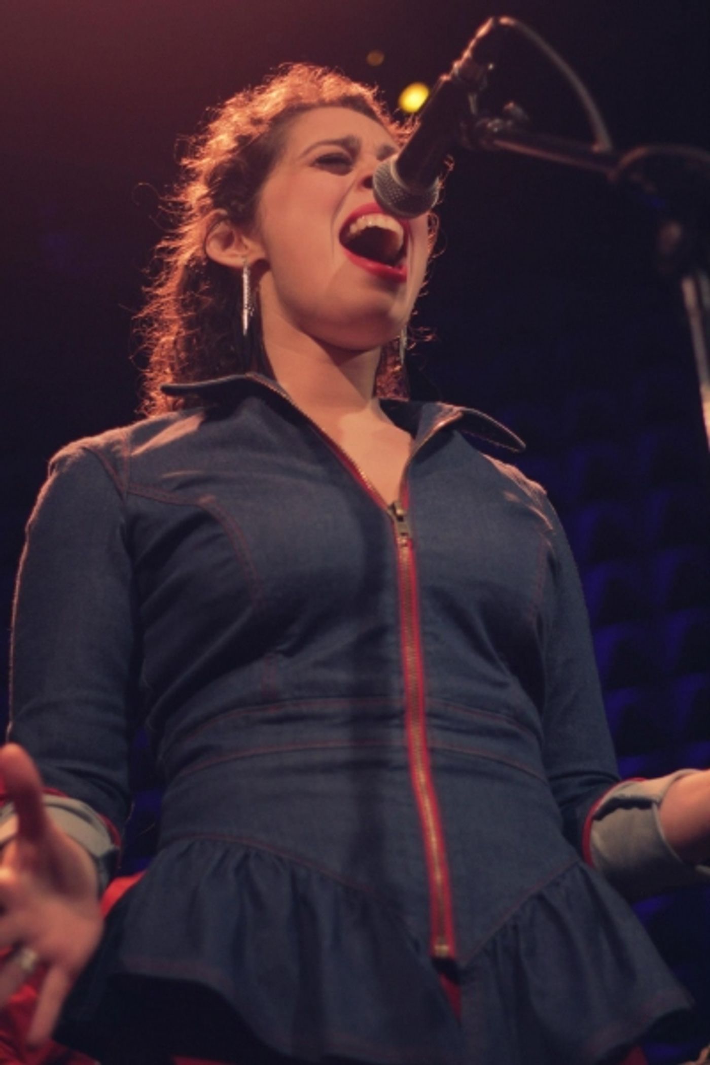 Photo Flash: Broadway Stars Belt It Out in RAZIA'S SHADOW Stage Debut at Joe's Pub  Image
