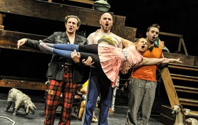 Radoje Cupic, Nenad Pecinar, Radovan Vujovic, and Jasna Djuricic.  Photo by Lee Wexle Photo