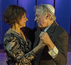 Kathryn Kates and Greg Mullavey Photo