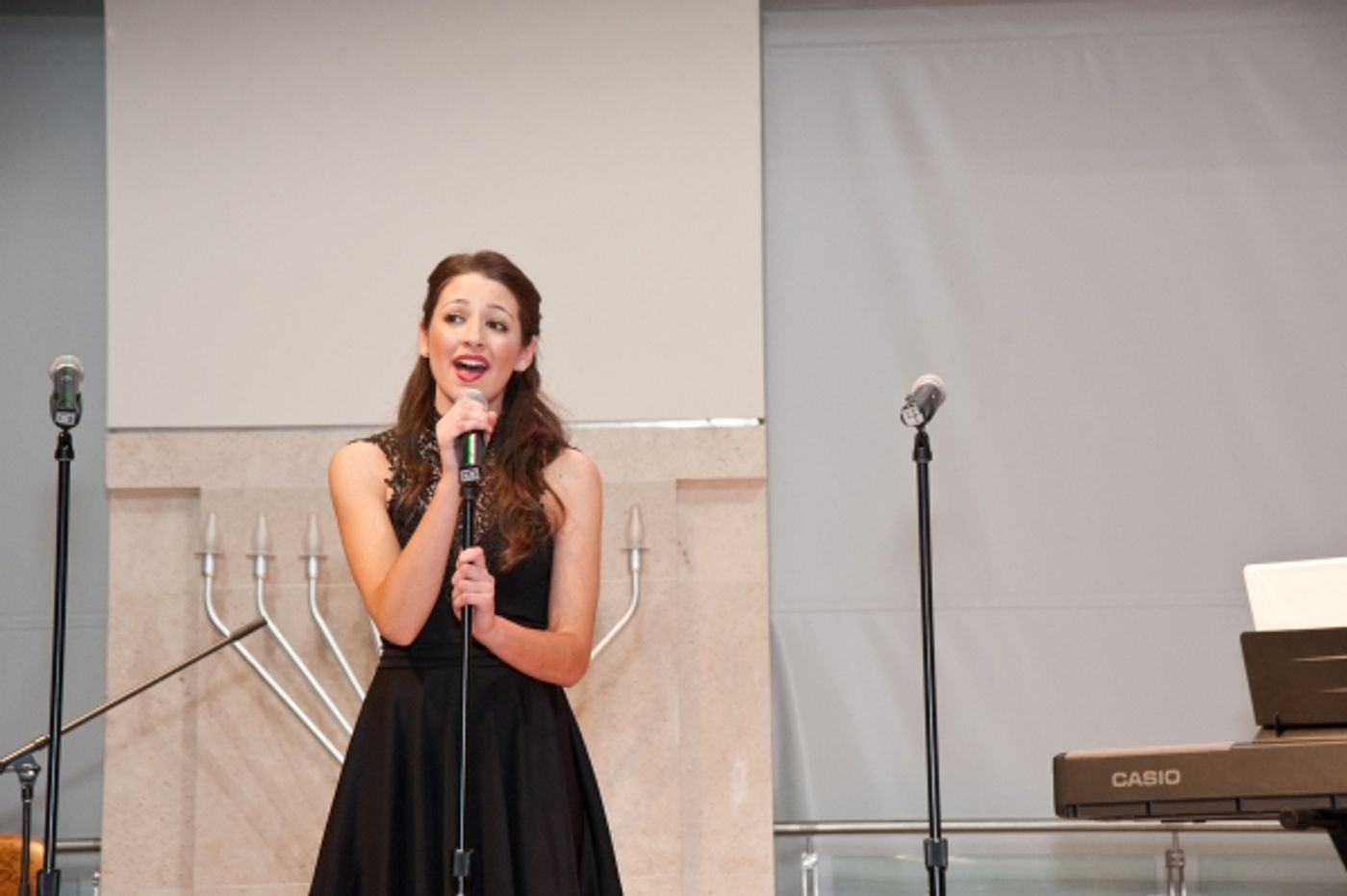 Photo Flash: Desi Oakley and More in LIGHT UP THE NIGHT at Morgan Stanley Children's Hospital Image