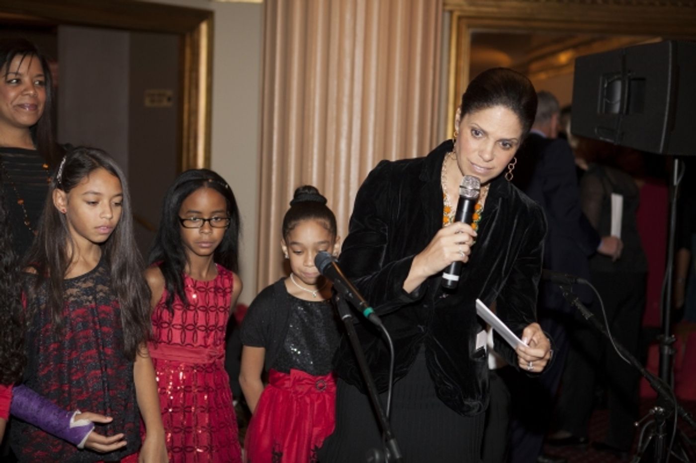 Photo Coverage: New York Foundling Families Visit ANNIE!  Image