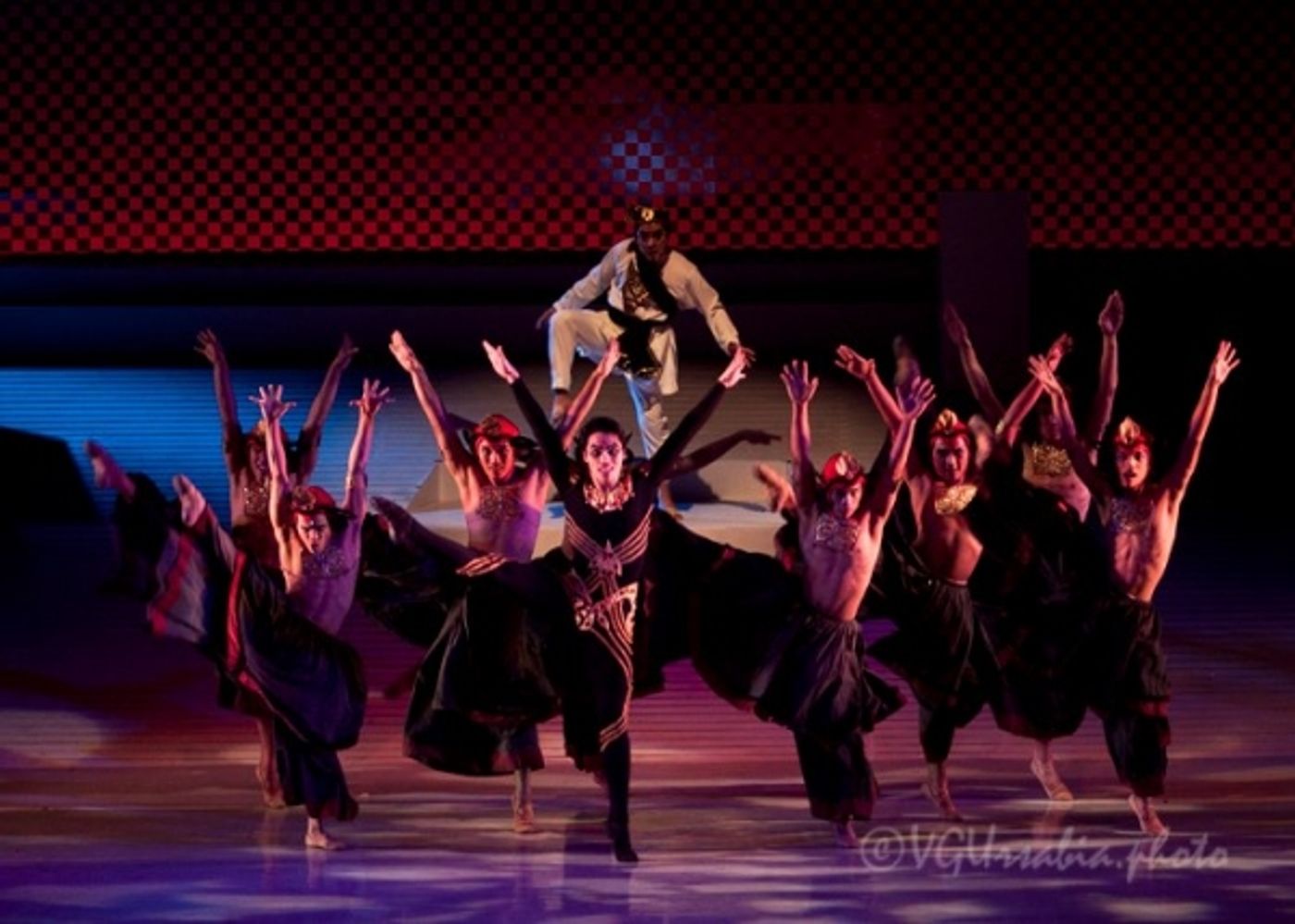 Photo Flash: Ballet Philippines' RAMA HARI Production Shots  Image