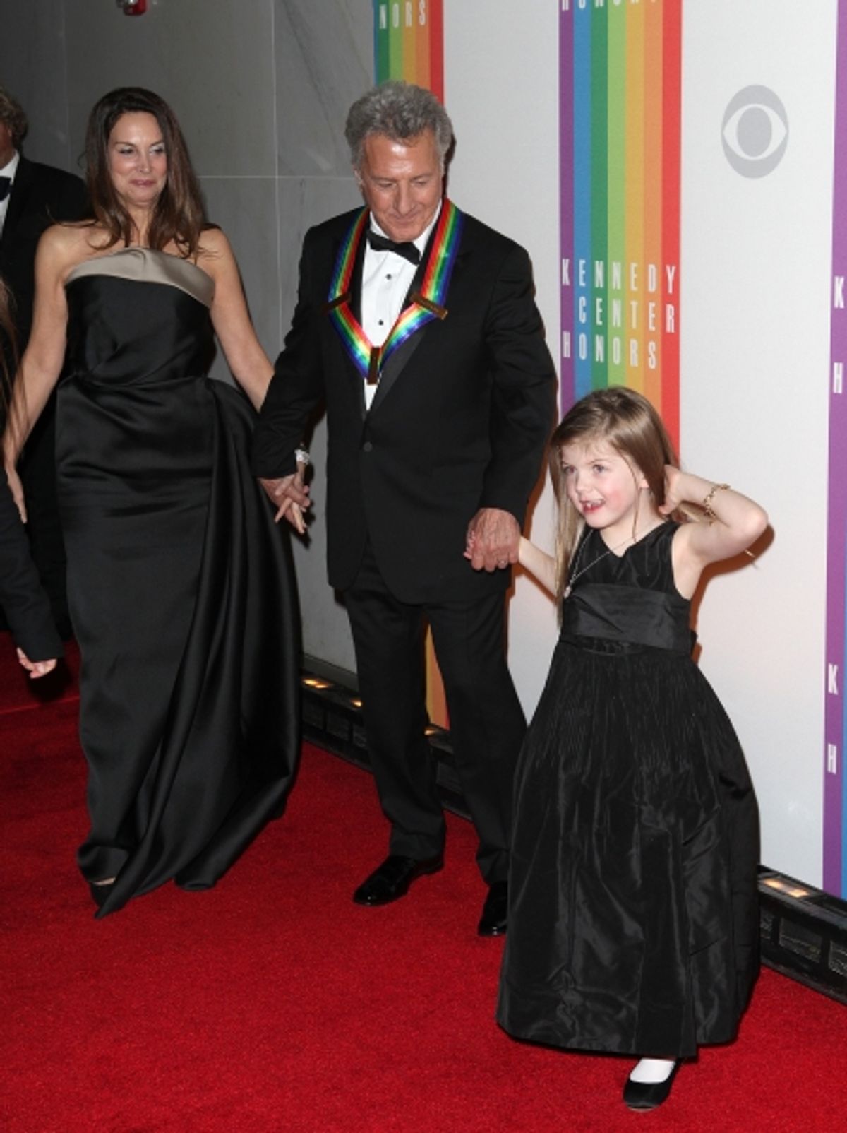 Lisa Gottsegen & Dustin Hoffman & Family at 