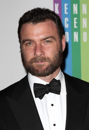 Liev Schreiber @ BroadwayWorld Liev Schreiber Photo
