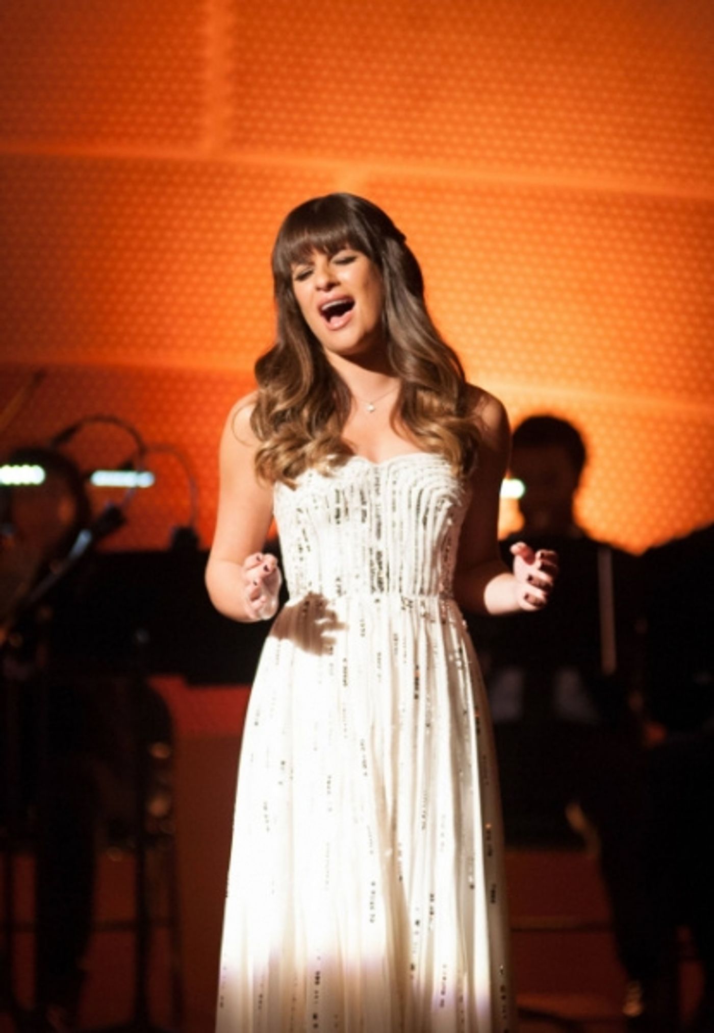 Photo Flash: First Look at GLEE's 'Swan Song' Episode!  Image