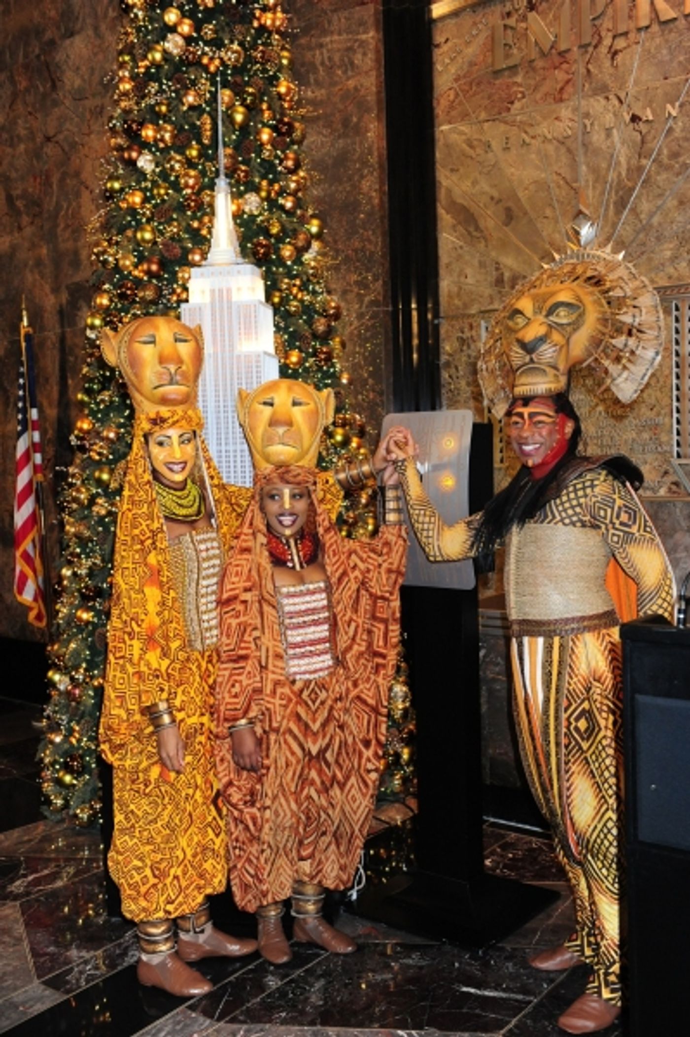 Photo Flash: THE LION KING's Alton Fitzgerald White & More at Empire State Building for Show's 15th Anniversary Photo Flash: THE LION KING's Alton Fitzgerald White & More at Empire State Building for Show's 15th Anniversary Image