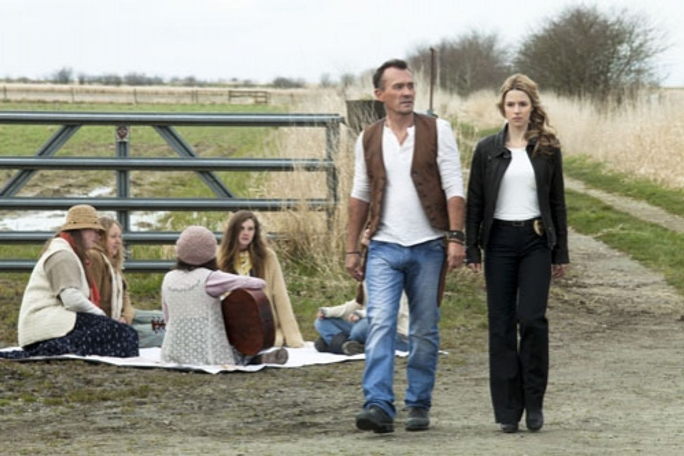 Photo Flash: First Look - Pilot Episode of The CW's Midseason Show CULT  Image