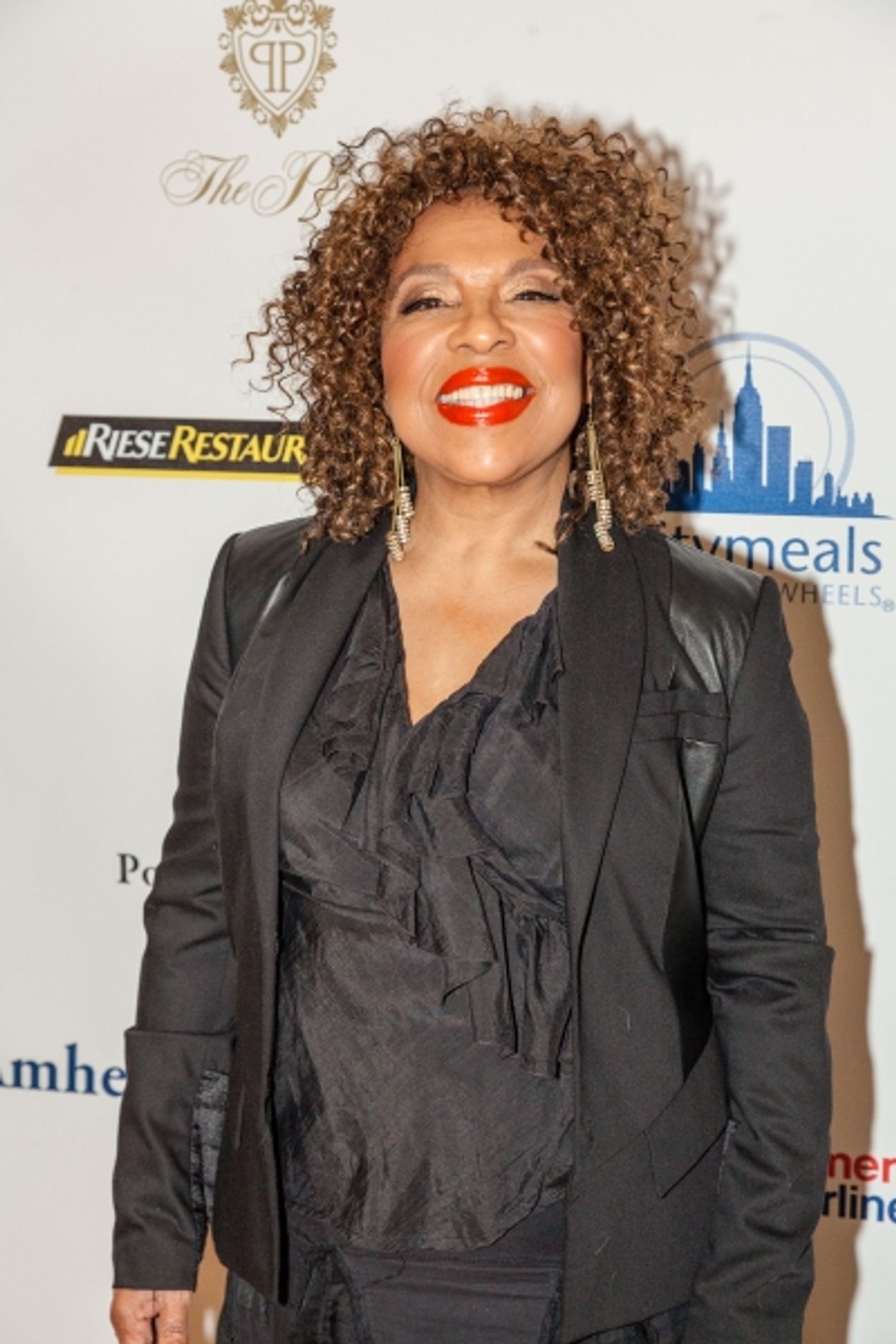 Photo Flash: Audra McDonald, Bette Midler and More at CityMeals on Wheels' 26th Annual Power Lunch for Women  Image