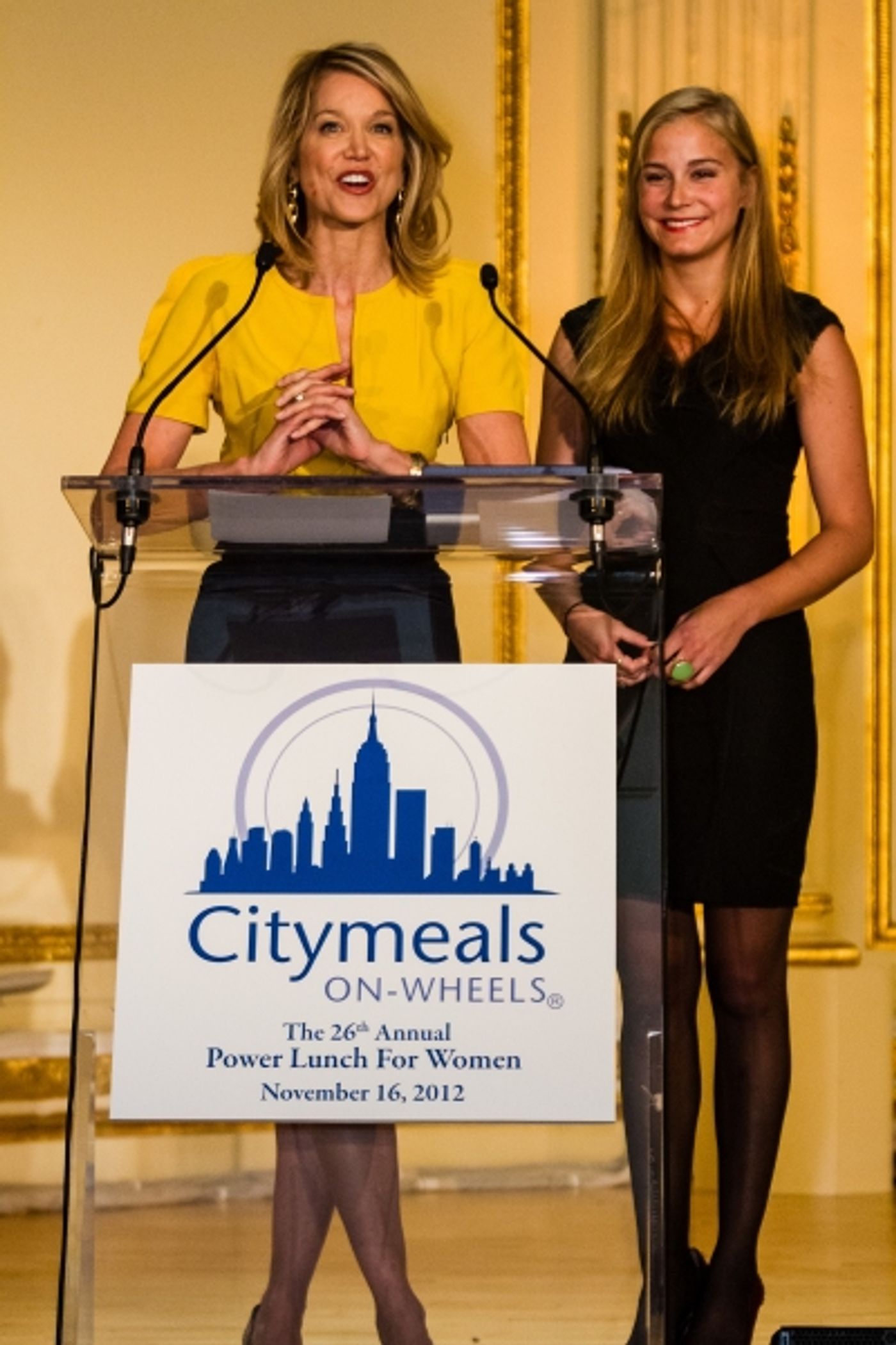 Photo Flash: Audra McDonald, Bette Midler and More at CityMeals on Wheels' 26th Annual Power Lunch for Women  Image