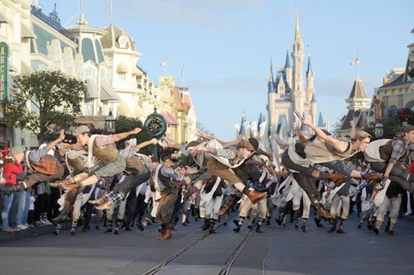 Photo Flash: NEWSIES Cast Performs in Disney Parks Christmas Parade  Image