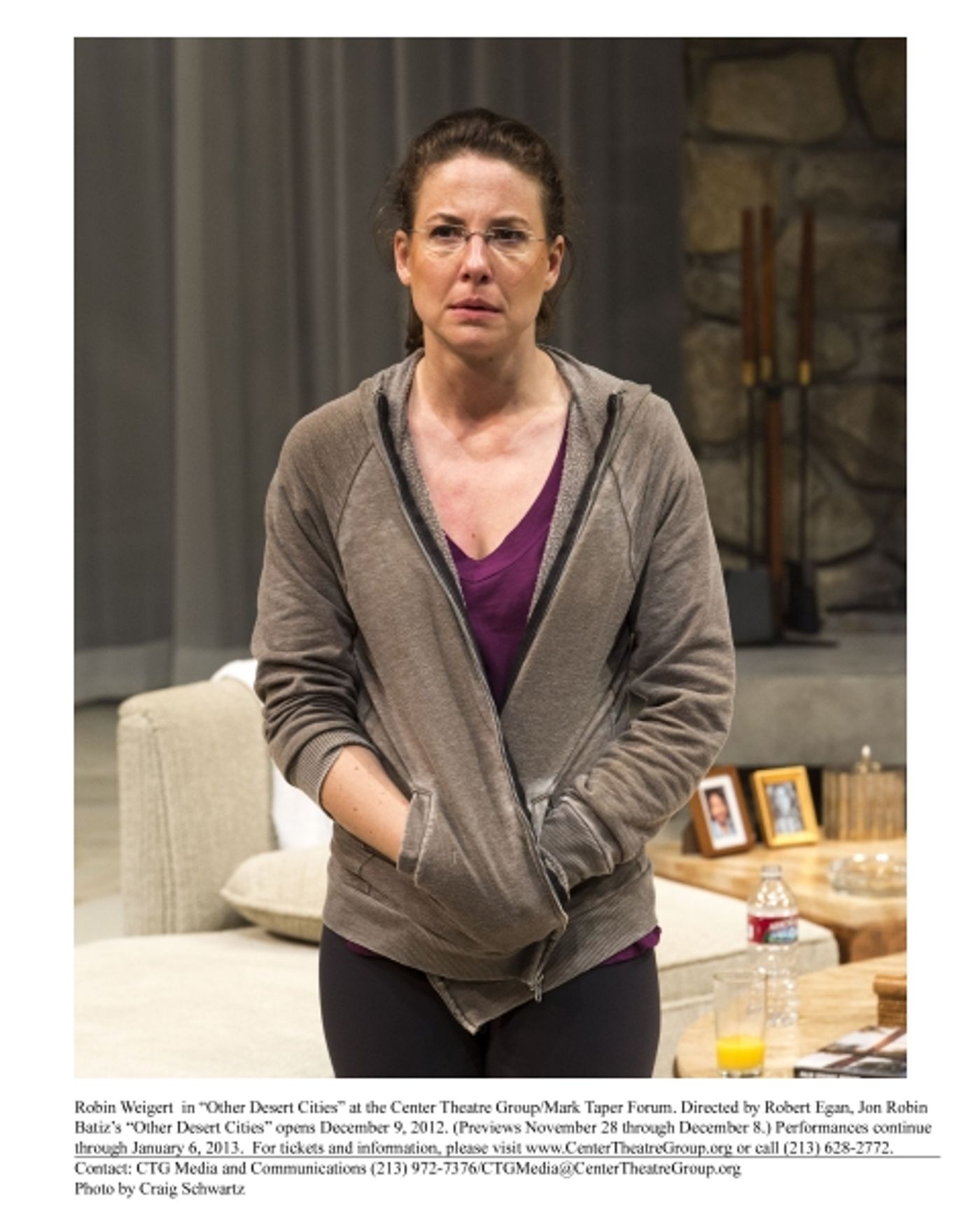 Photo Flash: First Look at Jeannie Berlin, Robert Foxworth and More in OTHER DESERT CITIES  Image