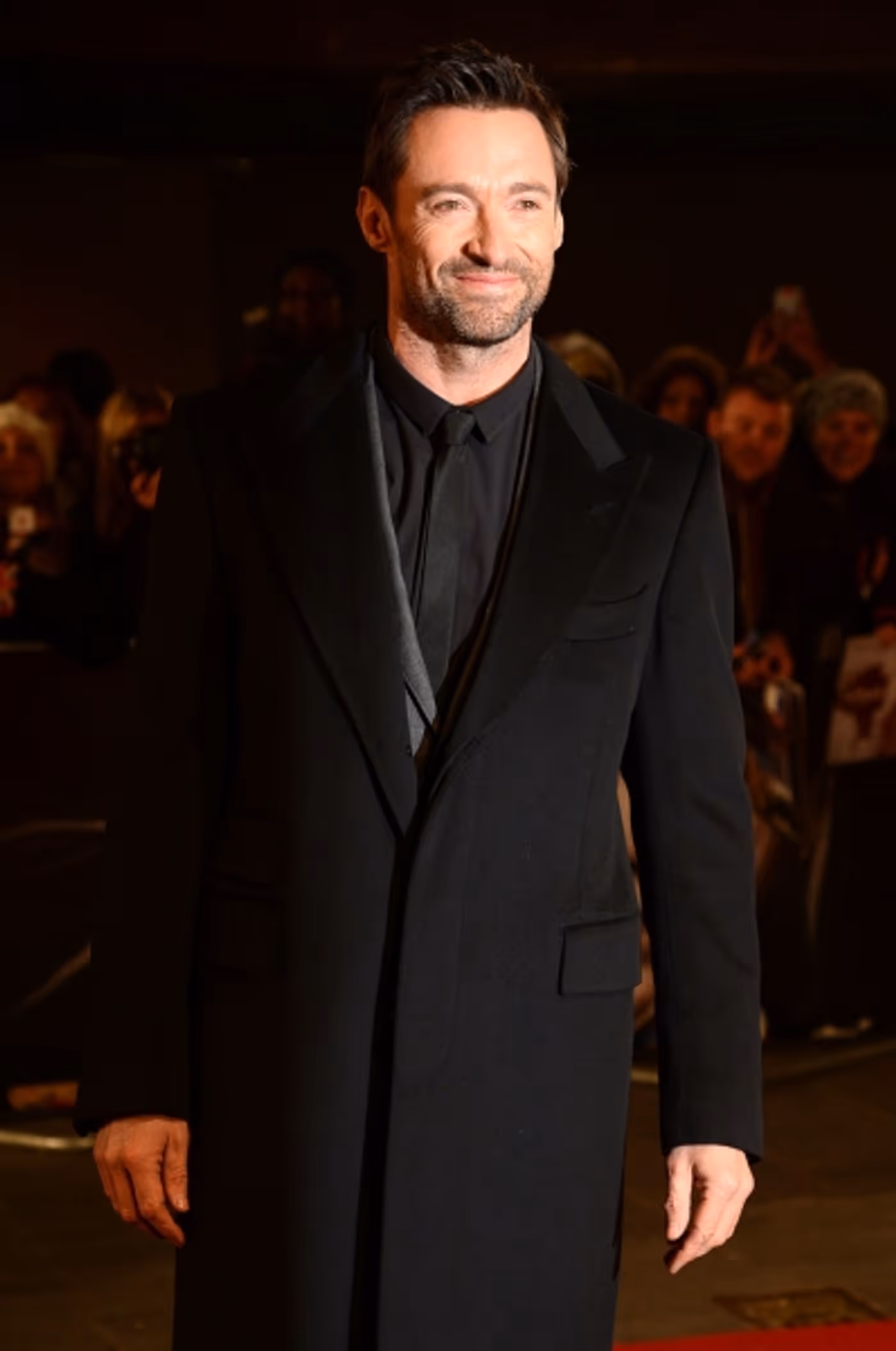 Photo Flash: On the Red Carpet at the LES MIS London Premiere- Anne Hathaway, Hugh Jackman, and More! Image