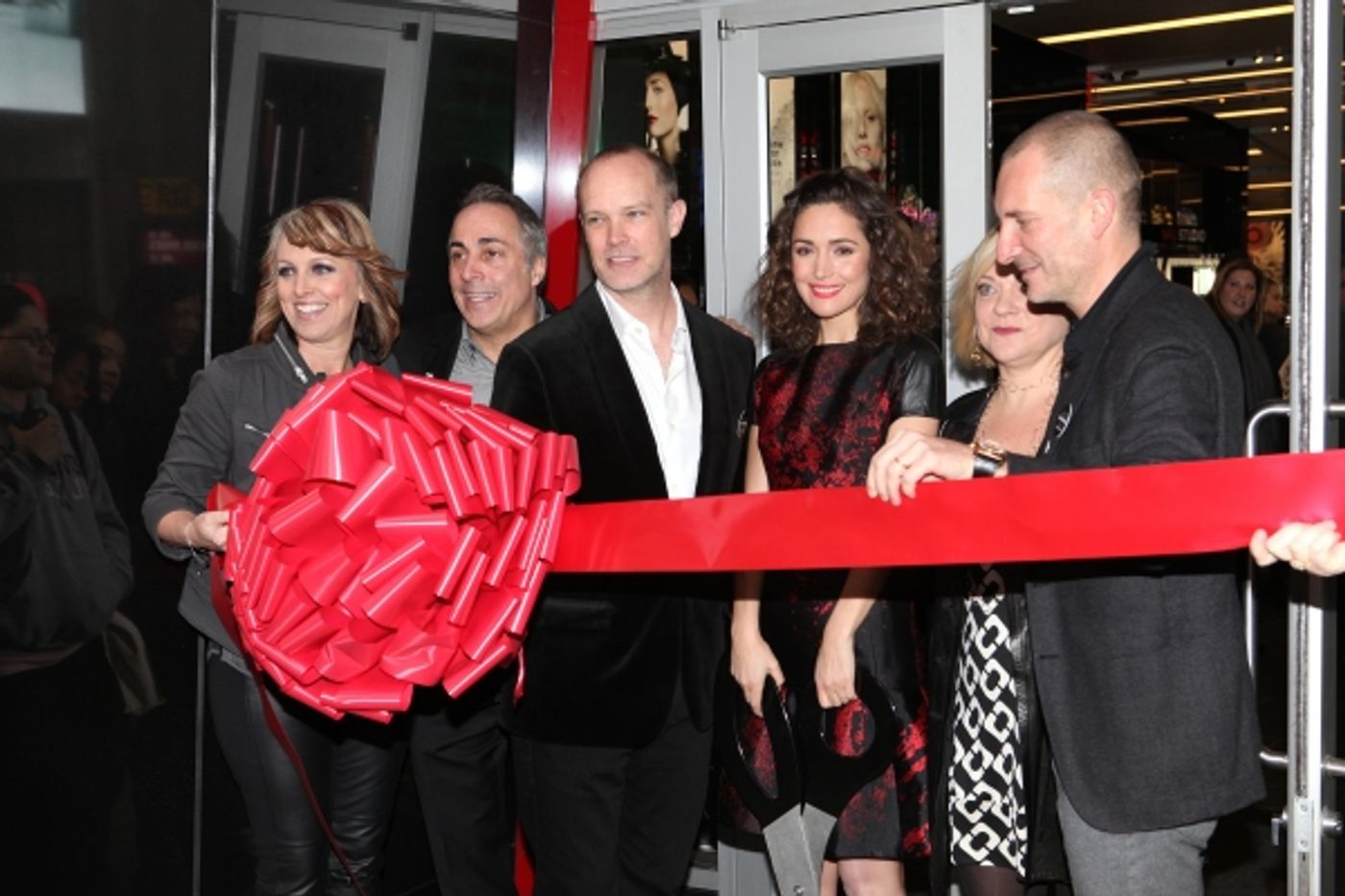 Photo Coverage: Rose Byrne Cuts Ribbon at Sephora Times Square  Image