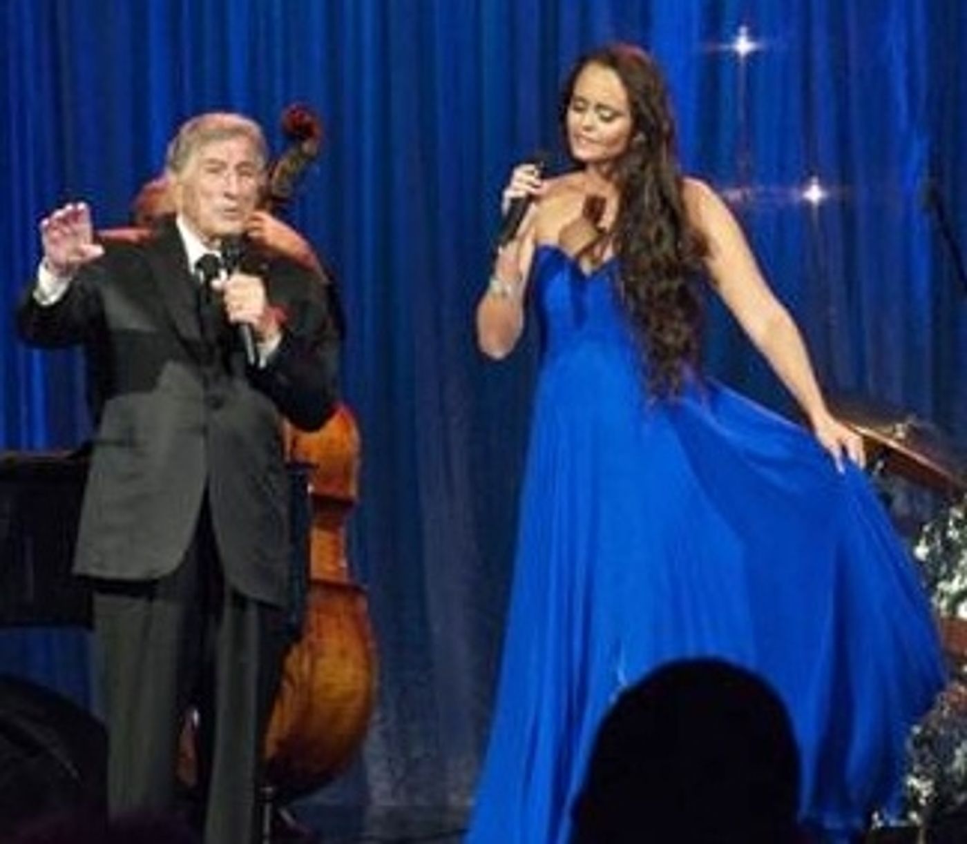 Photo Flash: First Look - TONY BENNETT Y SUS AMIGOS on Univision, Airing Tonight Photo Flash: First Look - TONY BENNETT Y SUS AMIGOS on Univision, Airing Tonight Image