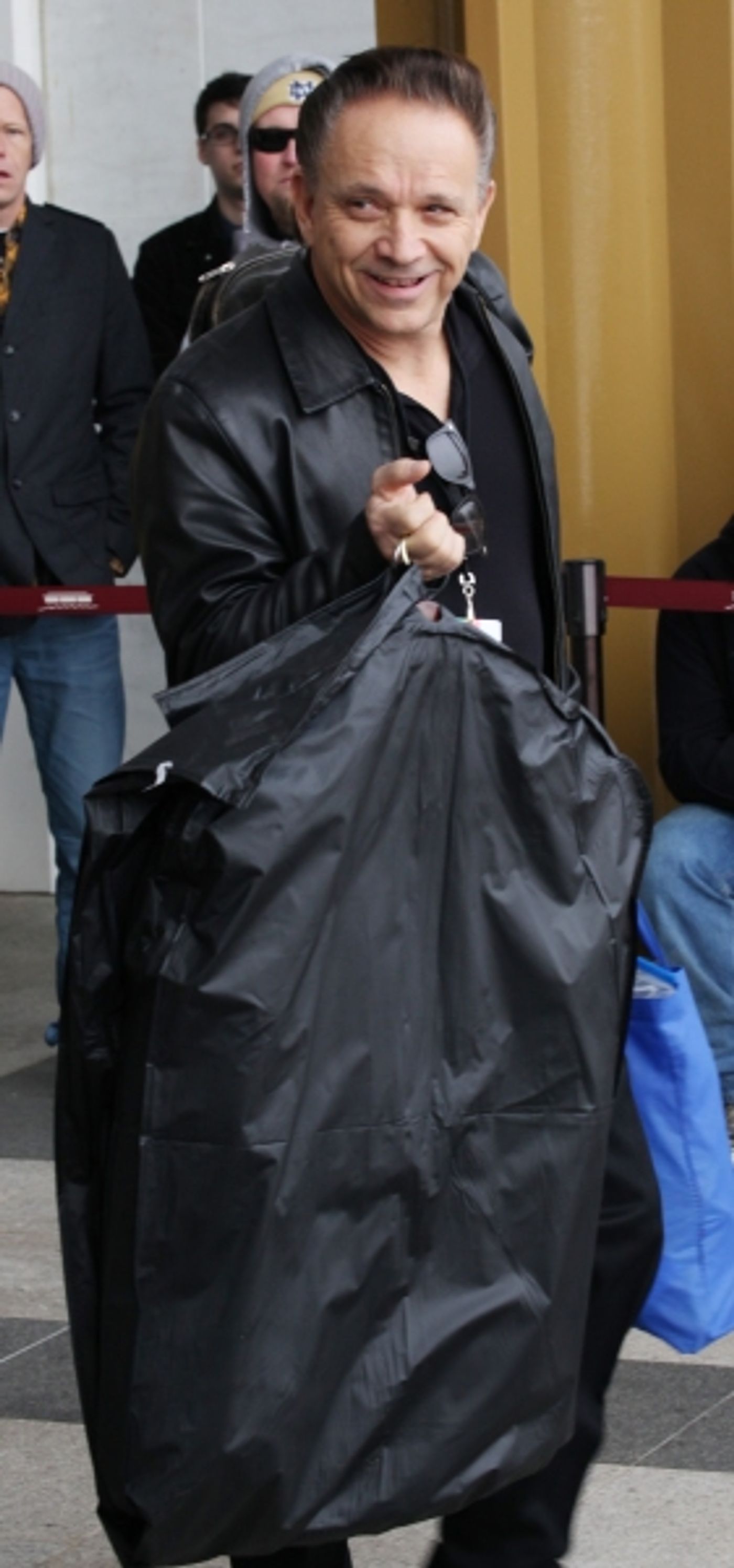 Photo Coverage Exclusive: At the Stage Door of the 35th Kennedy Center Honors Photo Coverage Exclusive: At the Stage Door of the 35th Kennedy Center Honors Image