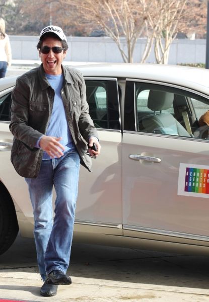 Photo Coverage Exclusive: At the Stage Door of the 35th Kennedy Center Honors — photo 22 of 75