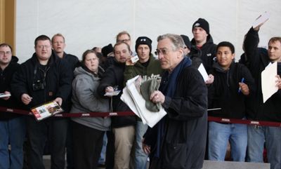 Robert De Niro & Fans Photo
