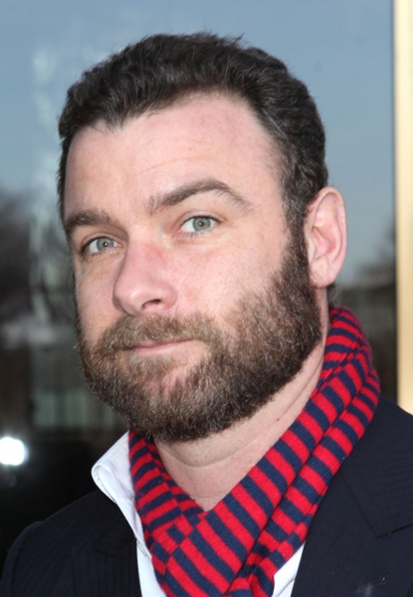 Photo Coverage Exclusive: At the Stage Door of the 35th Kennedy Center Honors  Image