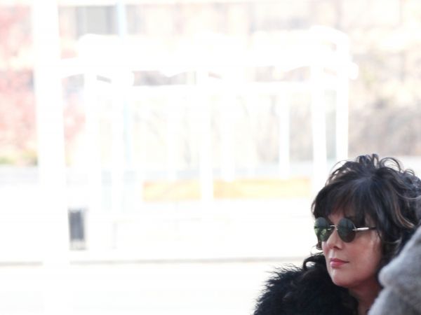 Photo Coverage Exclusive: At the Stage Door of the 35th Kennedy Center Honors — photo 39 of 75
