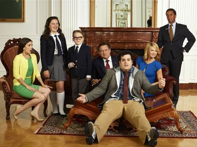 Josh Gad, Jenna Elfman, Amara Miller, Bill Pullman, Benjamin Stockham, Martha MacIsaa Photo