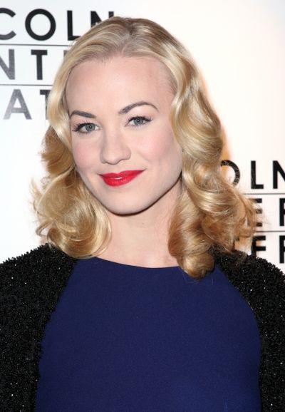 Yvonne Strahovski Photo