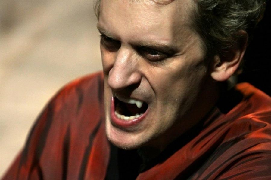 Photo Flash: First Look at DRACULA at Theatre Pforzheim Image