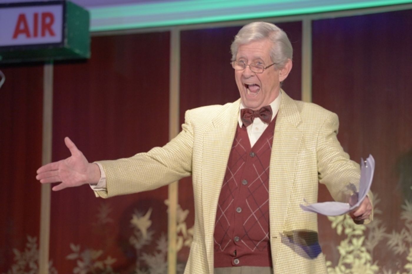 Photo Flash: Tennessee Shakespeare's IT'S A WONDERFUL LIFE: A LIVE RADIO PLAY Opens Tonight  Image