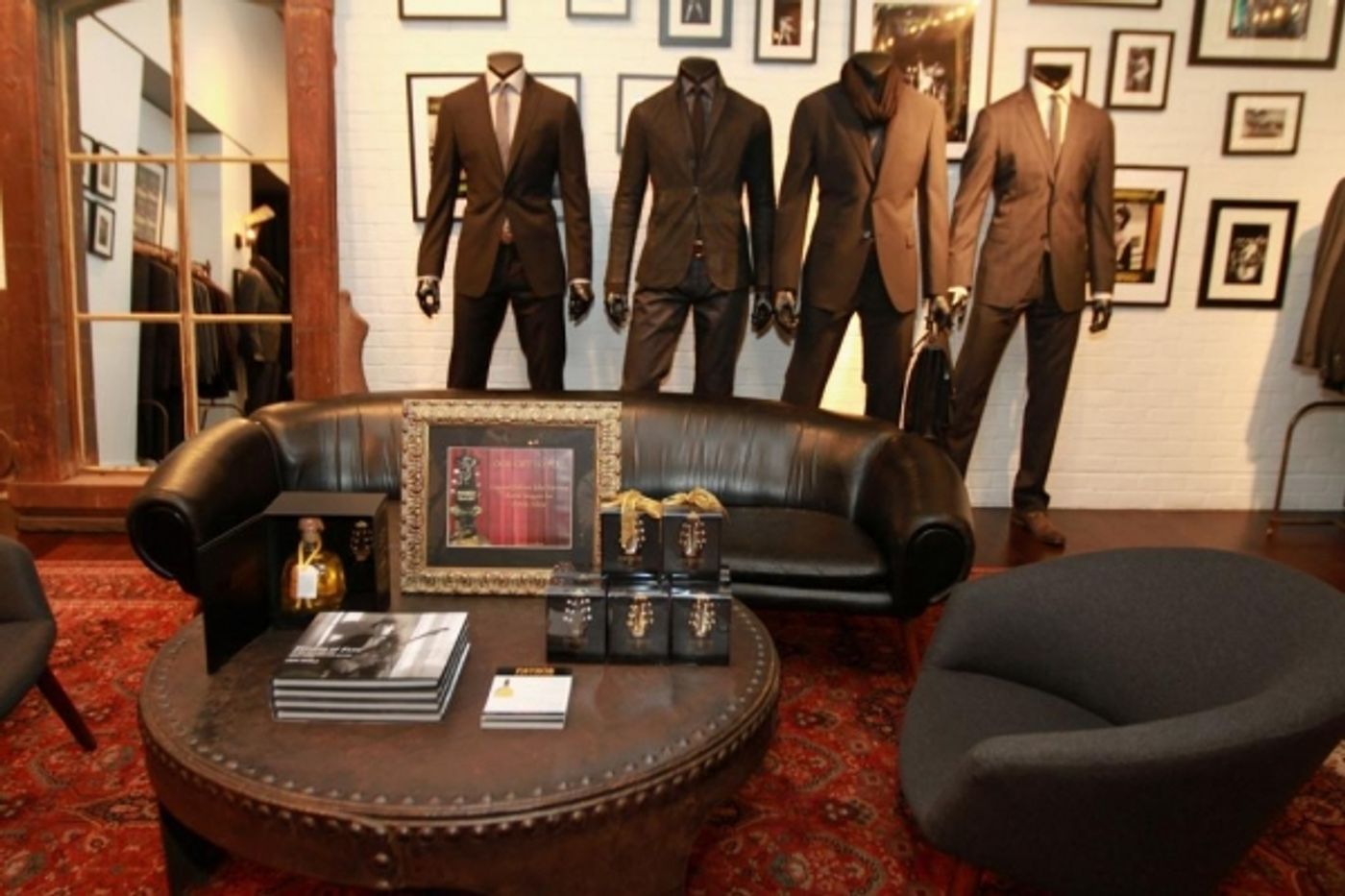 Photo Flash: Patron Anejo and John Varvatos Launch Limited Edition Holiday Bottle at Varvatos' Soho NYC Store Photo Flash: Patron Anejo and John Varvatos Launch Limited Edition Holiday Bottle at Varvatos' Soho NYC Store Image