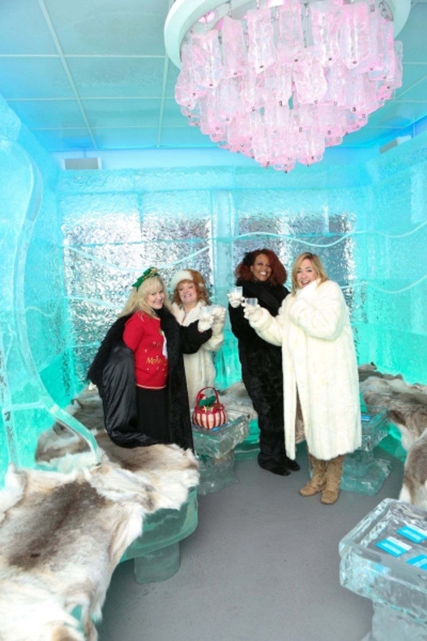 Photo Flash: Carrot Top, Michael Godard and More at Minus5 Ice Bar's Winter Wonderland Experience  Image