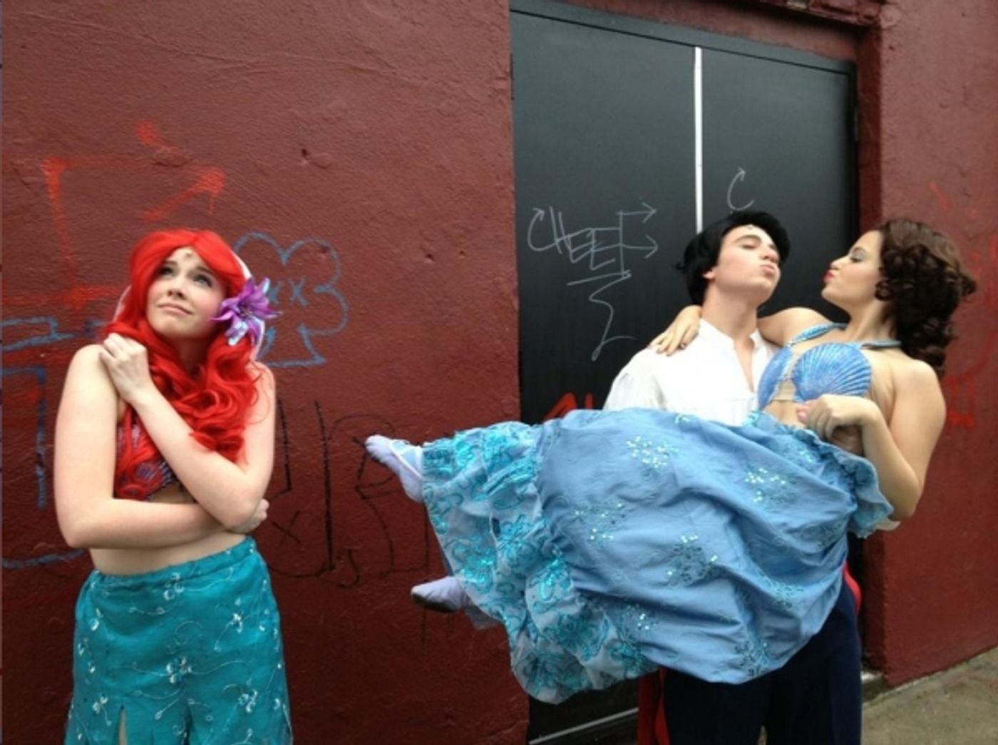 Photo Flash: Saturday Intermission Pics, December 8 - Broadway Does Hanukkah!  Image