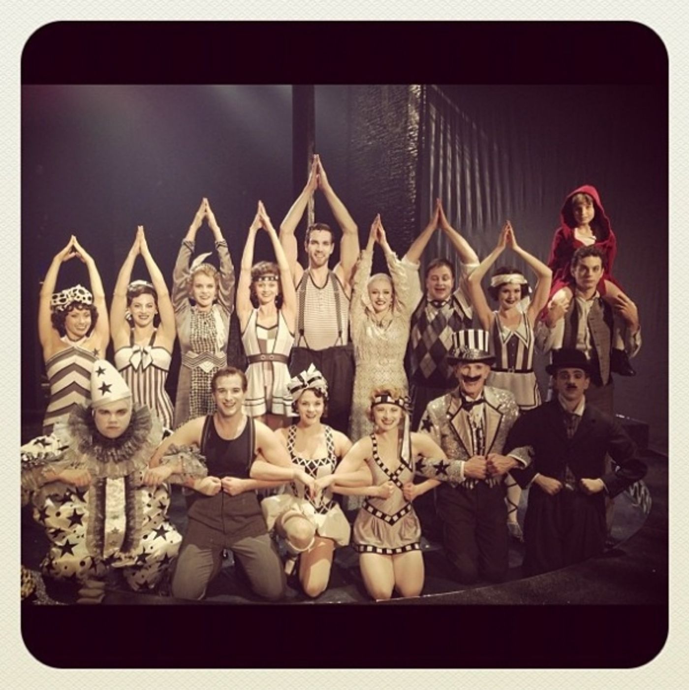 Photo Flash: Saturday Intermission Pics, December 8 - Broadway Does Hanukkah!  Image