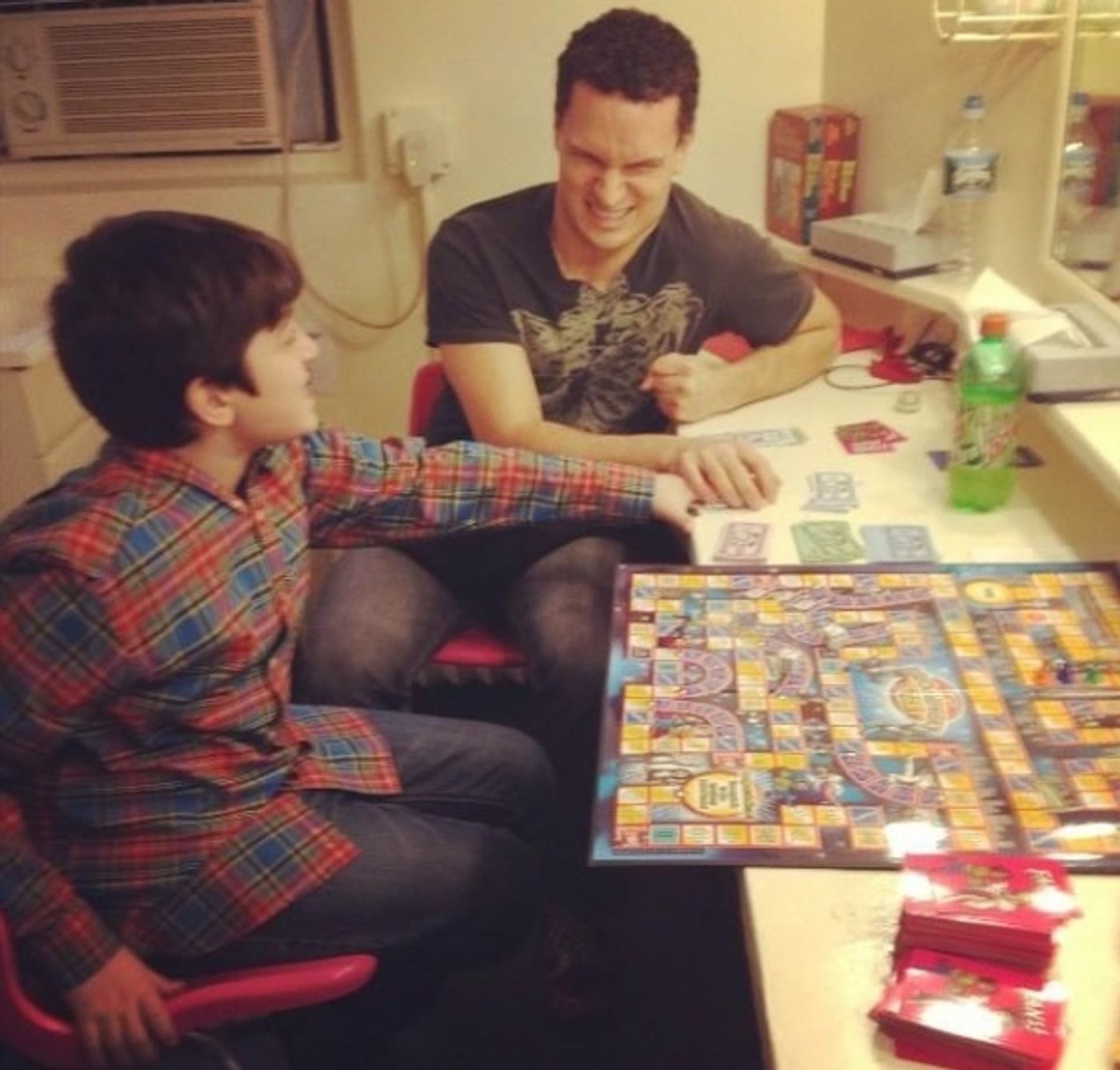 Photo Flash: Saturday Intermission Pics, December 8 - Broadway Does Hanukkah!  Image