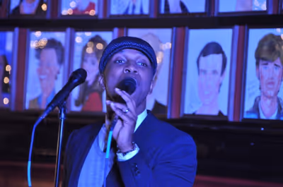 Leslie Odom, Jr. Photo