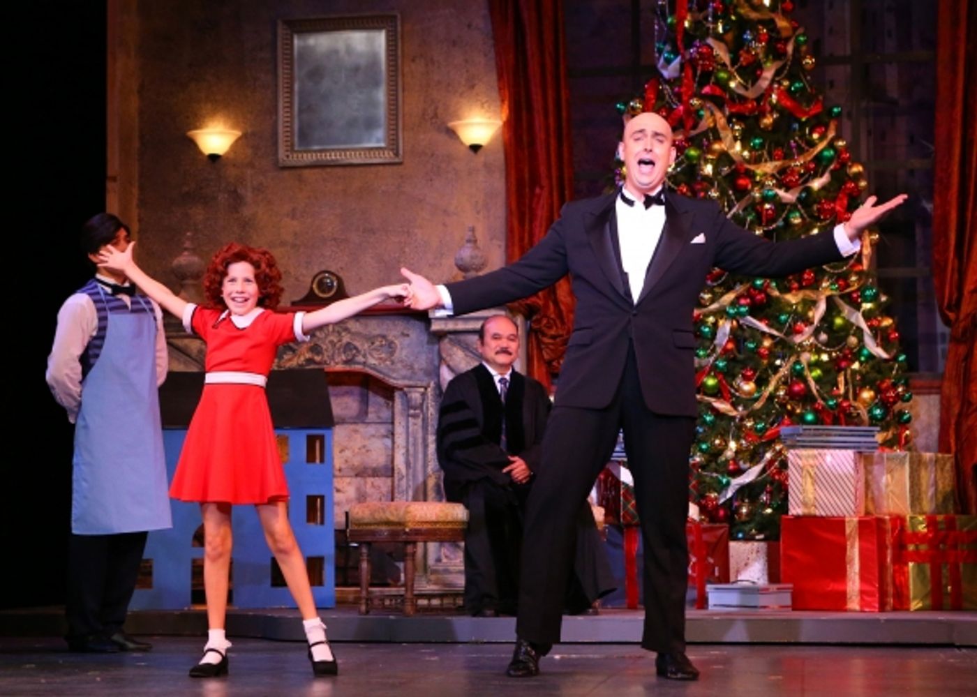 Photo Flash: First Look at Riley Newton, Lisa Konove and More in DHT's ANNIE Photo Flash: First Look at Riley Newton, Lisa Konove and More in DHT's ANNIE Image