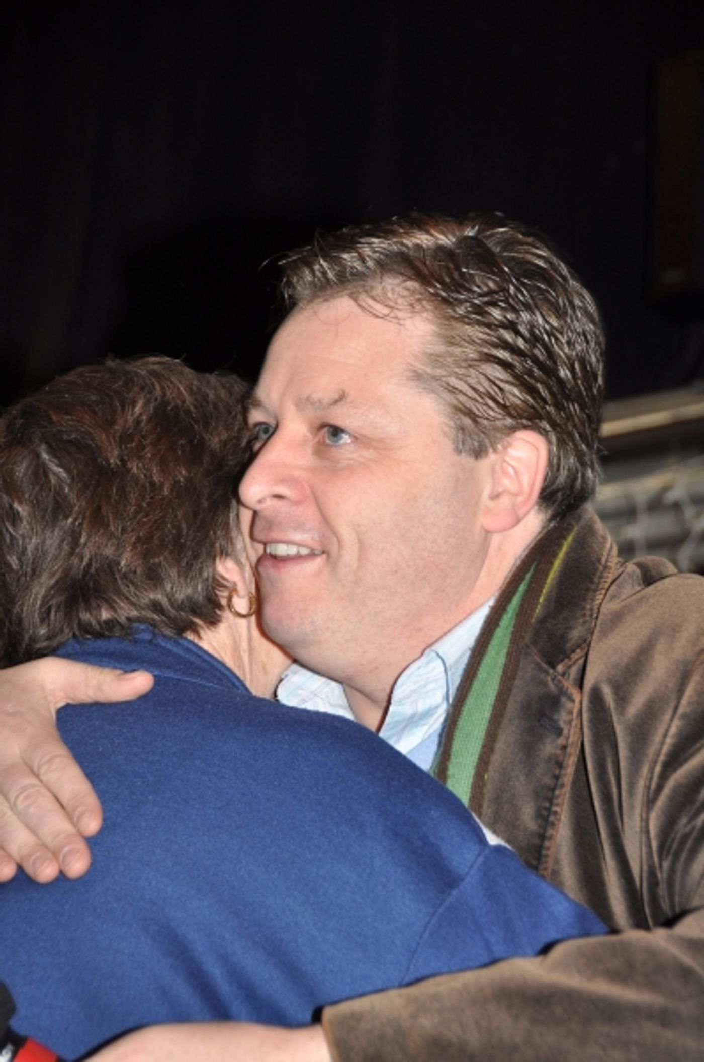 Photo Coverage: The Irish Tenors Visit Hurricane Sandy Victims in Breezy Point  Image