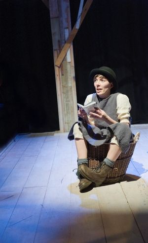 Lisa Kerr (Ella) Photo