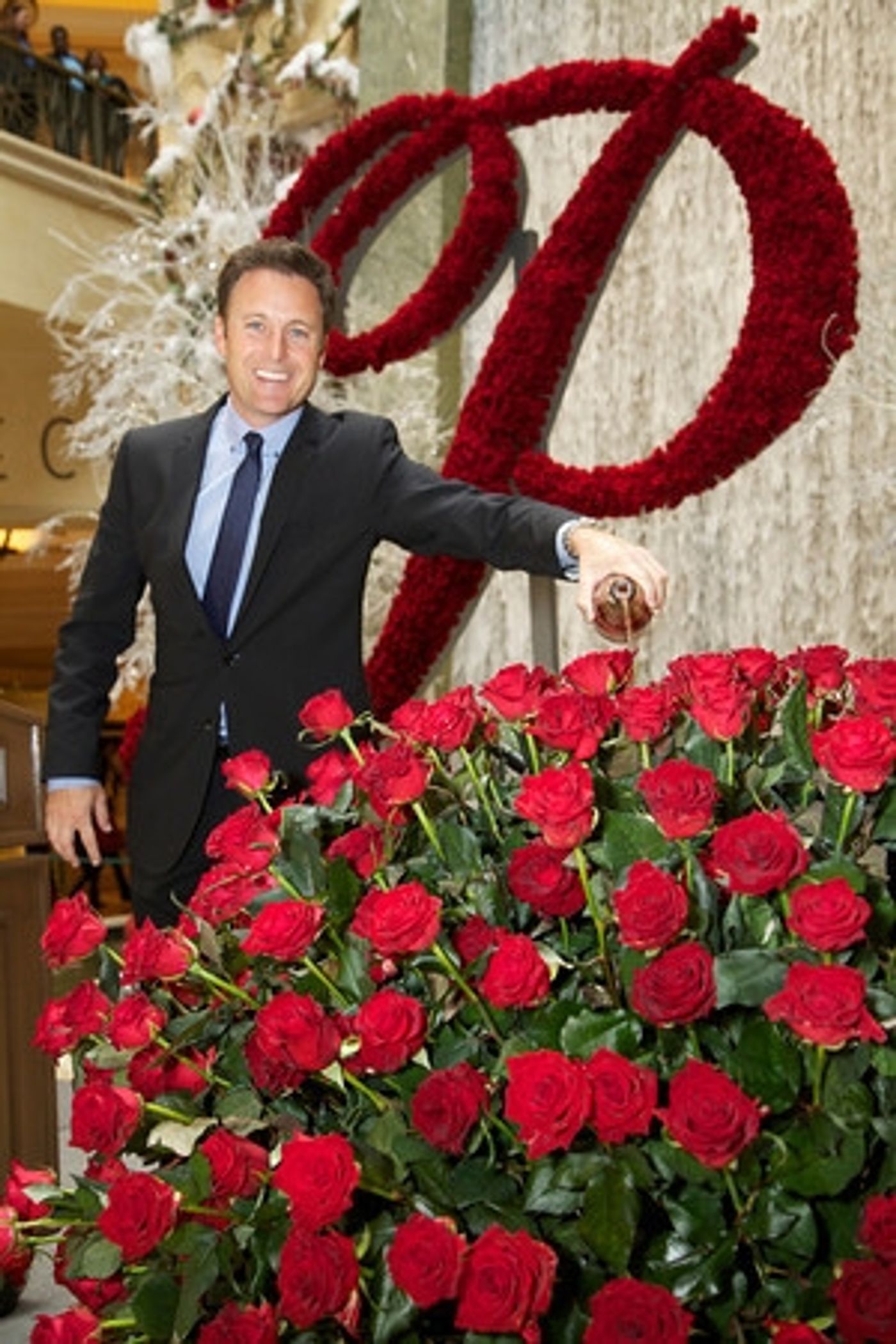 Photo Flash: THE BACHELOR's Chris Harrison Unveils the Palazzo Rose  Image