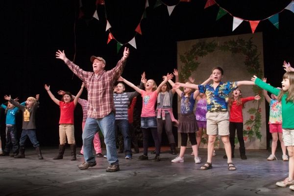 Jerry Yoder and Company Photo