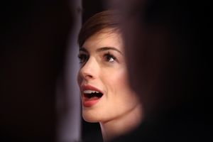 Anne Hathaway Photo