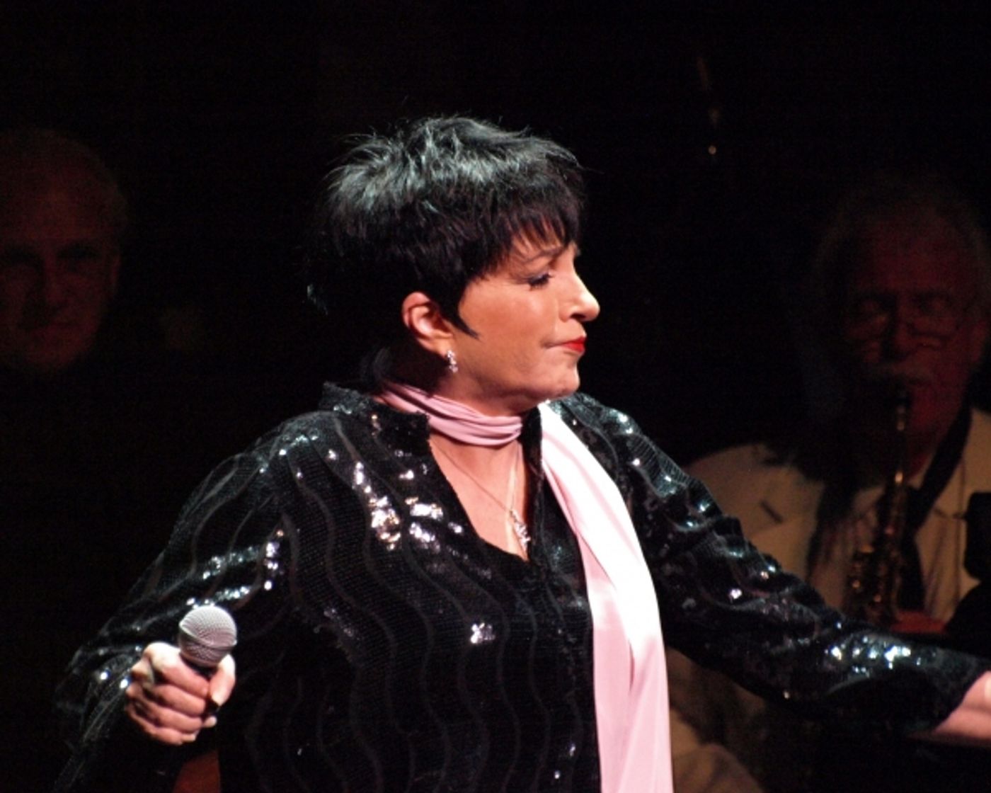 Photo Coverage: Liza Minnelli with MenAlive in A WINTER SPECTACULAR Opening Night at Segerstrom Hall  Image