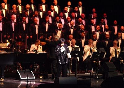 Liza Minnelli and MenAlive Photo
