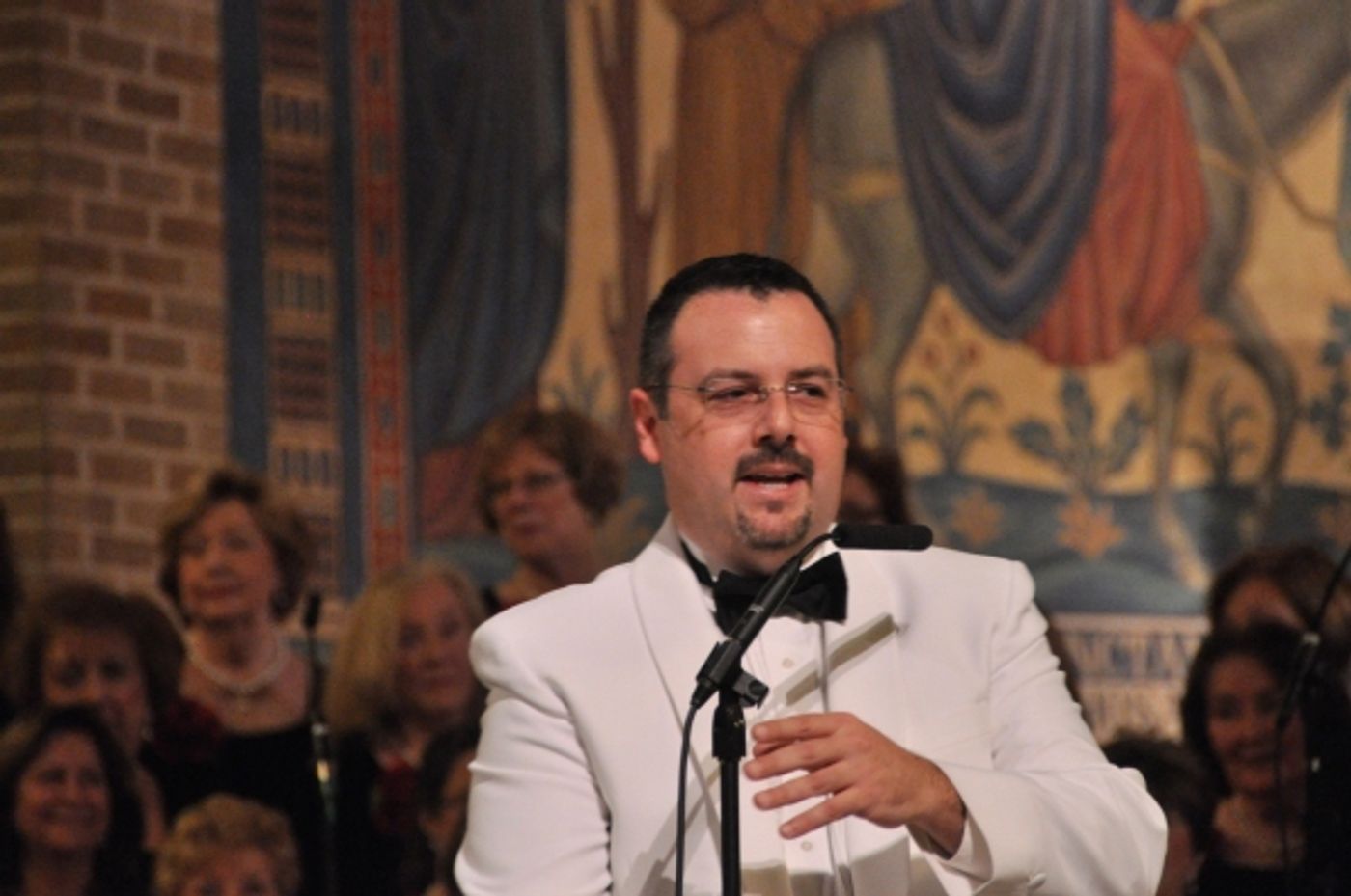 Photo Coverage: Tenor Karl Scully Performs in Bay Shore, NY  Image