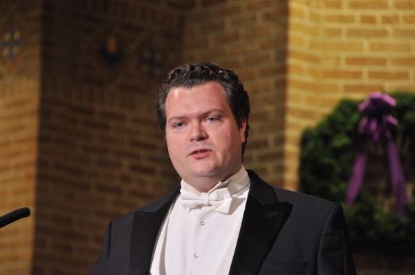 Photo Coverage: Tenor Karl Scully Performs in Bay Shore, NY — photo 6 of 13