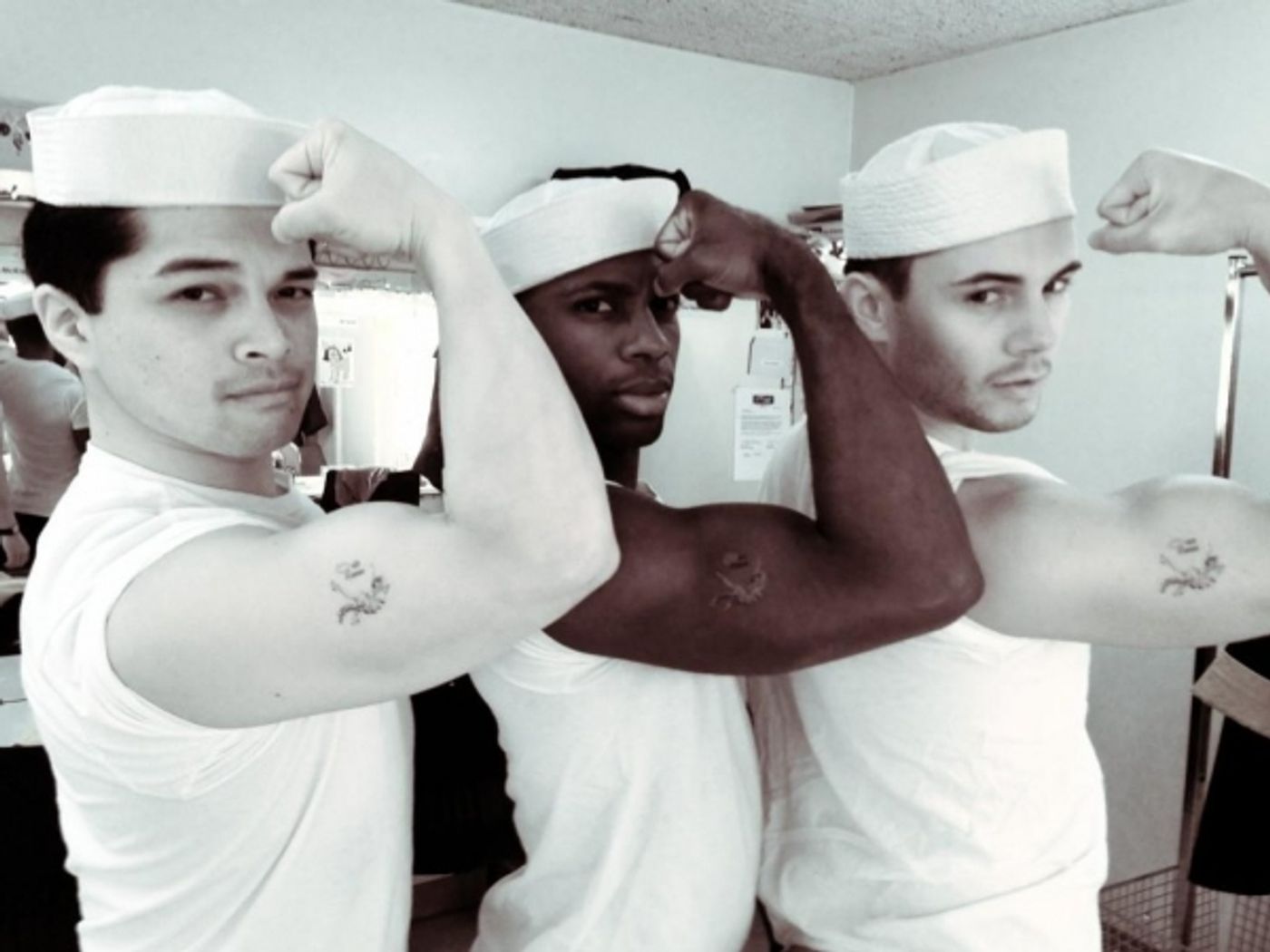 Photo Flash: Saturday Intermission Pics, Dec 15 - NEWSIES, EVITA Send Thoughts to Newtown, SantaCon & More! Image