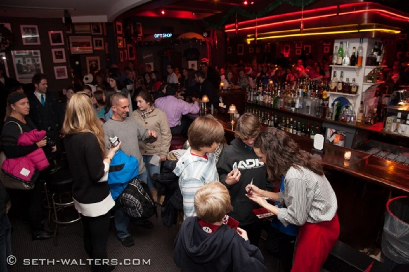 Photo Flash: MIRANDA SINGS CHRISTMAS KAROLS for Broadway at Birdland  Image