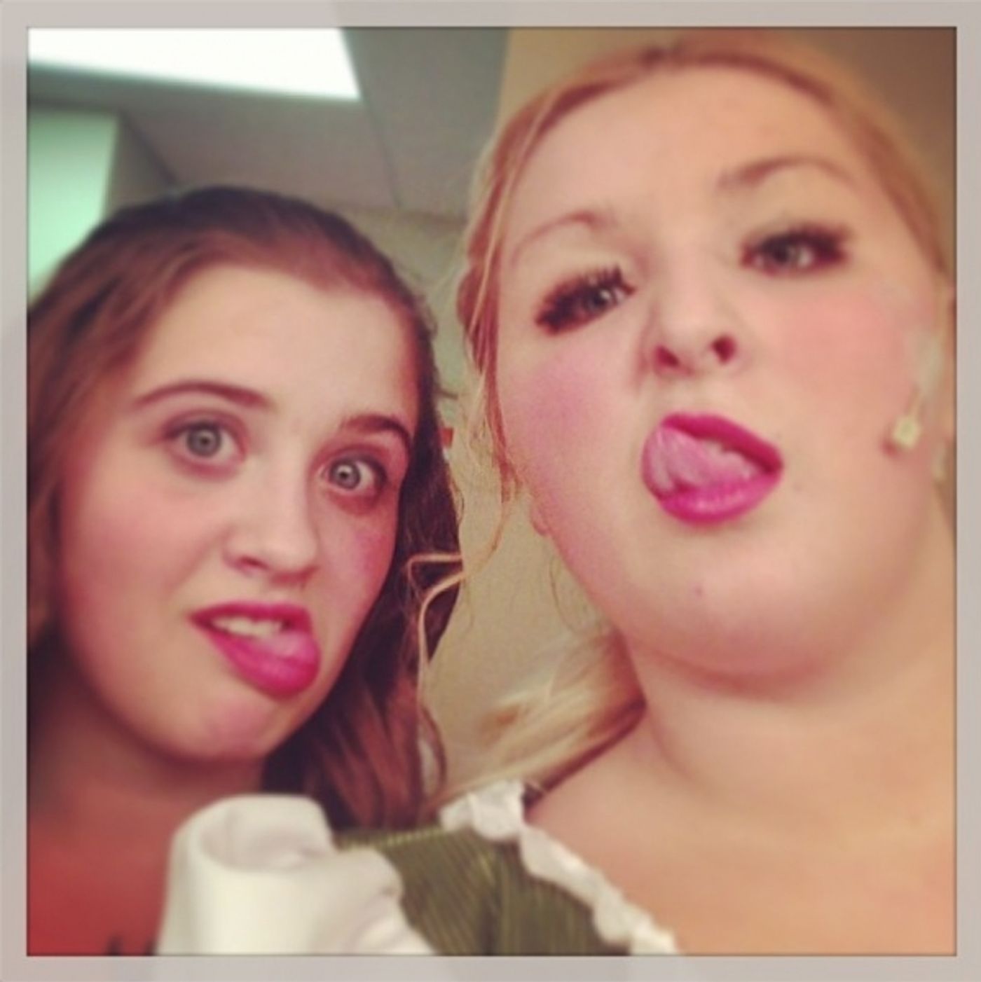 Photo Flash: Saturday Intermission Pics, Dec 15, Part 2 - More Heartfelt Newtown Tributes and Christmas Cheer!  Image